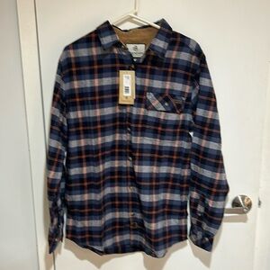 Legendary Whitetails Flannel Shirt (Medium)